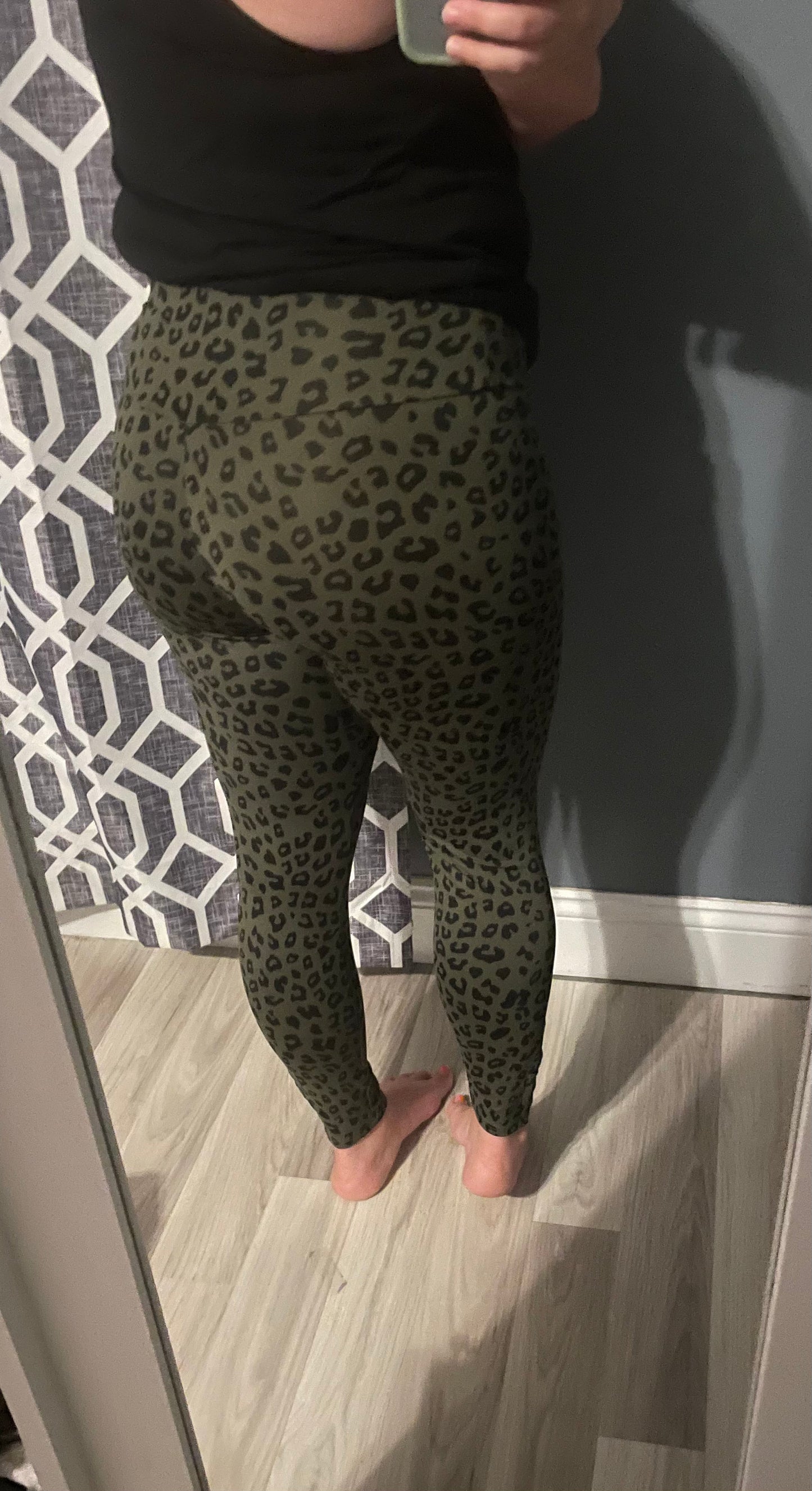 Leopard leggings preorder thanksgiving